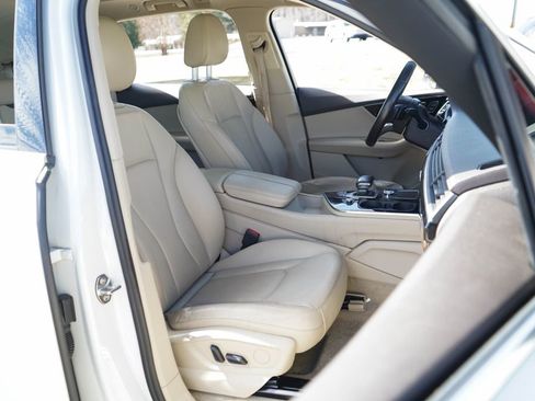 Used 2017 Audi Q7 3.0T Premium Plus image 35