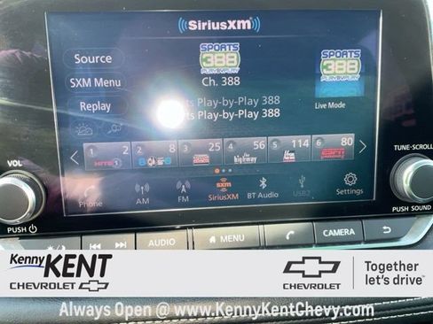 Used 2023 Nissan Rogue SV image 26