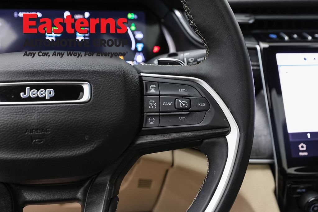 Used 2024 Jeep Grand Cherokee Limited 4xe AWD/4WD image 17
