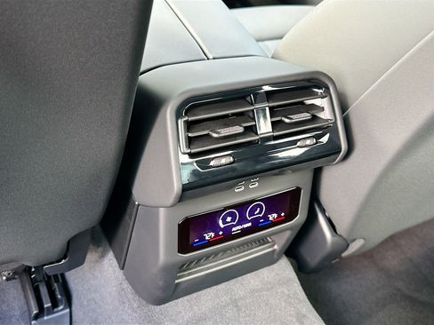 New 2026 BMW 530i image 22