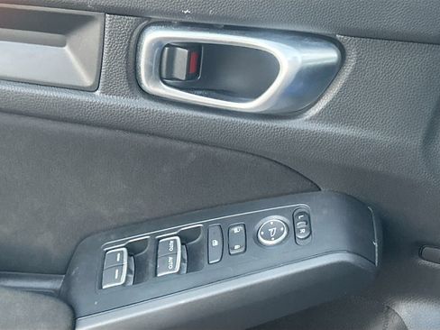 Used 2023 Honda Civic LX image 17