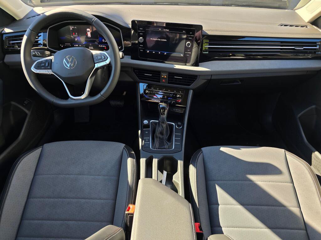 New 2027 Volkswagen Jetta SE FWD image 18