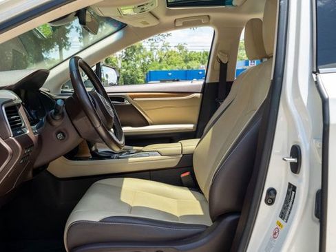 Used 2019 Lexus RX 350L AWD image 17