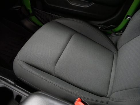 Certified 2019 Jeep Wrangler Sport image 29