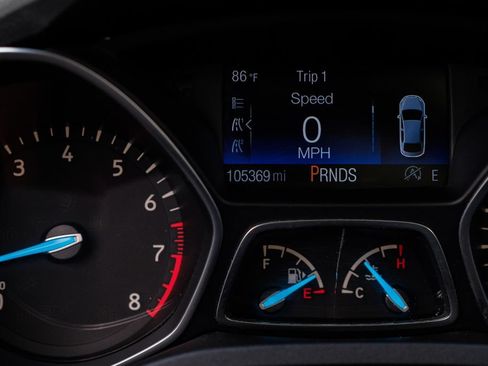 Used 2017 Ford Escape Titanium w/ Equipment Group 301A FWD image 24