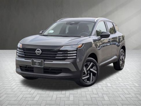 New 2026 Nissan Kicks SV image 1