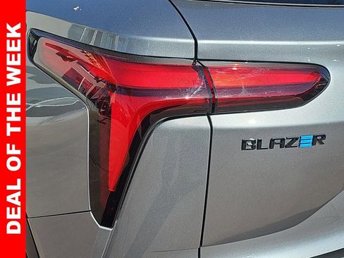 New 2025 Chevrolet Blazer EV LT w/ Midnight/Sport Edition image 39