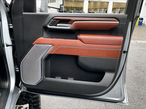 Used 2024 GMC Sierra 2500 Denali Ultimate w/ Max Trailering Package image 23