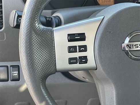 Used 2019 Nissan Frontier S image 18