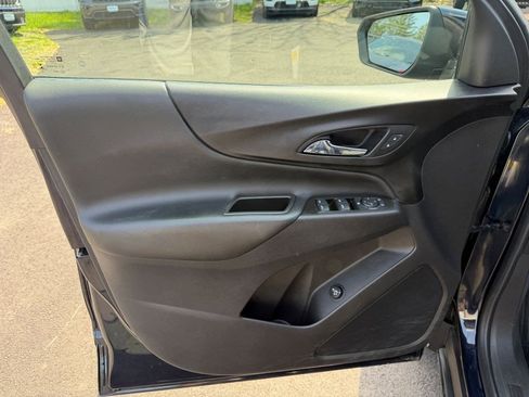 Used 2021 Chevrolet Equinox LT FWD image 8
