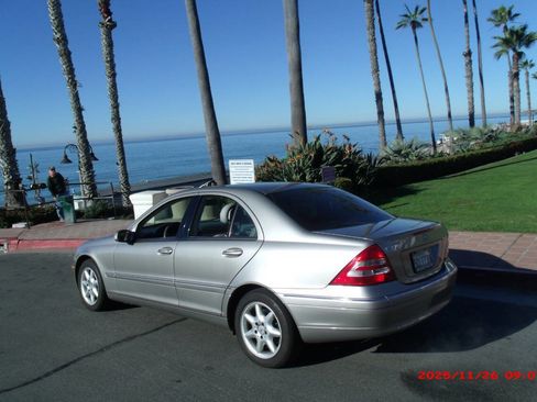 Used 2003 Mercedes-Benz C 320 C 320 4dr Sedan image 5