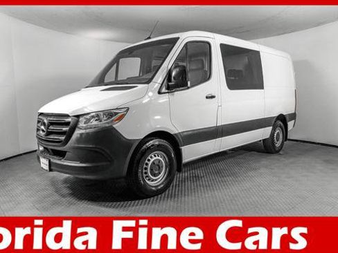Used 2022 Mercedes-Benz Sprinter 2500 image 1