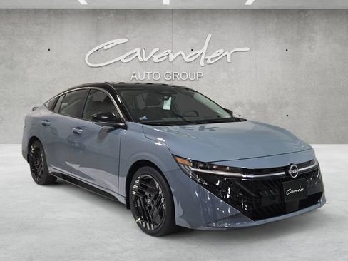 New 2026 Nissan Sentra SR FWD image 2