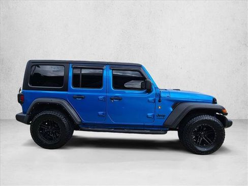 Used 2022 Jeep Wrangler Unlimited Sport AWD/4WD image 4