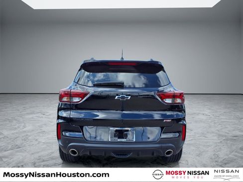 Used 2022 Chevrolet TrailBlazer RS w/ Technology Package image 6