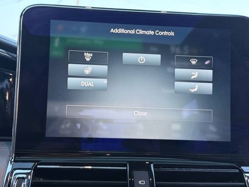 Used 2018 Lincoln Navigator Reserve AWD/4WD image 68