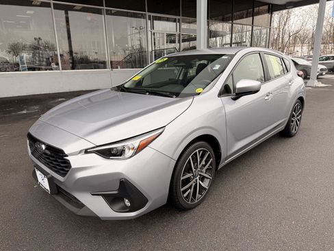 Certified 2025 Subaru Impreza 2.0i Sport image 9