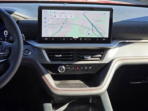 New 2026 Ford Explorer ST-Line w/ ST-Line Street Pack image 14