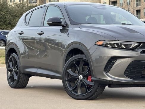 Used 2024 Dodge Hornet GT image 3