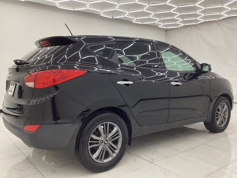 Used 2015 Hyundai Tucson GLS image 12