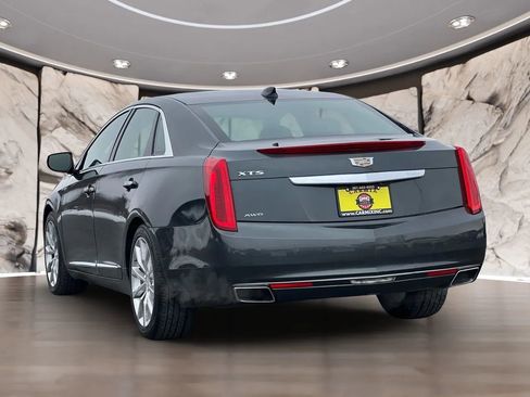 Used 2017 Cadillac XTS Luxury w/ Driver Awareness Package image 29