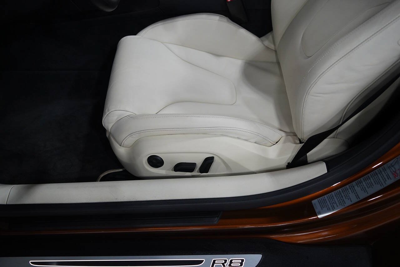 Used 2011 Audi R8 V10 AWD/4WD image 71
