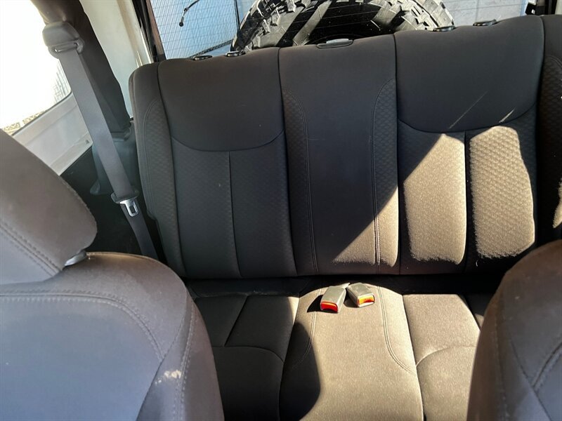 Used 2018 Jeep Wrangler Sport AWD/4WD image 21