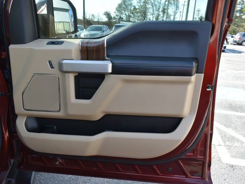 Used 2015 Ford F150 Lariat w/ Equipment Group 502A Luxury image 36