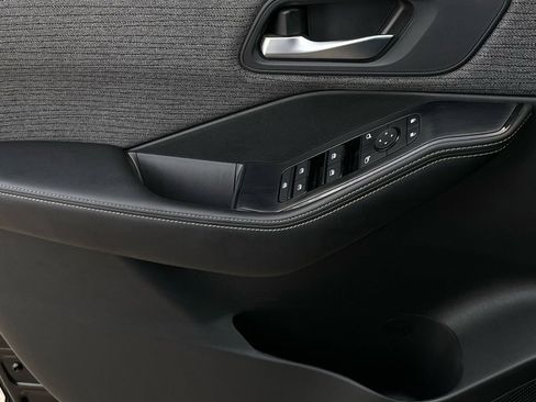 Used 2023 Nissan Rogue SV image 21