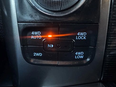 Used 2014 RAM 1500 Limited image 19