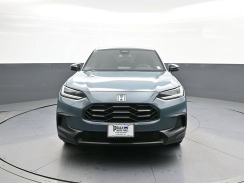 Certified 2023 Honda HR-V Sport image 2