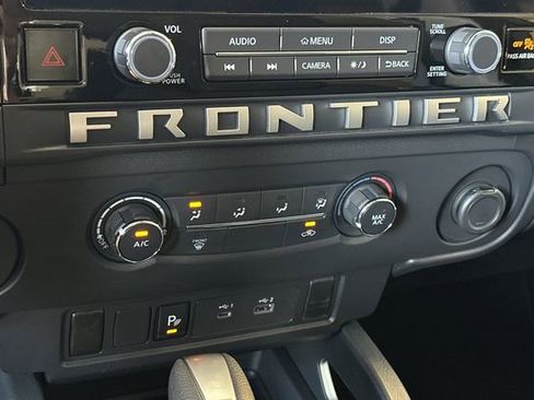 Used 2026 Nissan Frontier SV w/ Tow Package RWD image 18