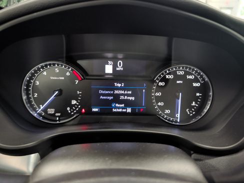 Used 2019 Cadillac XT4 Premium Luxury w/ Cold Weather Package AWD/4WD image 8
