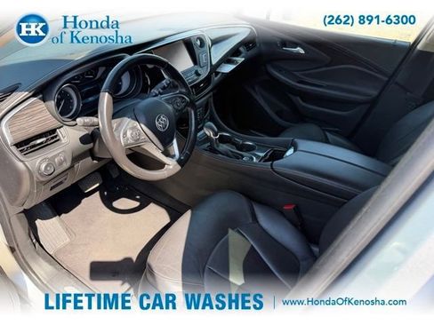 Used 2017 Buick Envision Essence AWD/4WD image 4