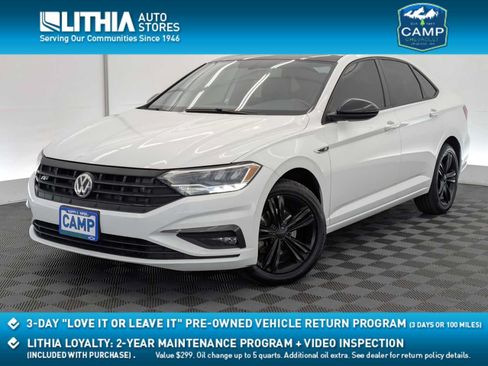 Used 2019 Volkswagen Jetta R-Line FWD image 1