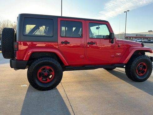 Used 2015 Jeep Wrangler Unlimited Sahara w/ Trailer Tow Group image 21