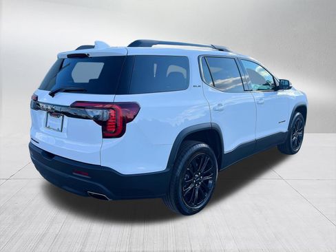 Used 2023 GMC Acadia SLE w/ Driver Convenience Package image 5