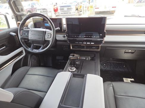 Used 2024 GMC Hummer EV 2X w/ LPO, Illumination Package AWD/4WD image 24