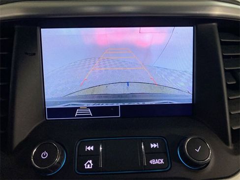 Certified 2023 GMC Acadia SLE w/ LPO, Floor Liner Package image 39