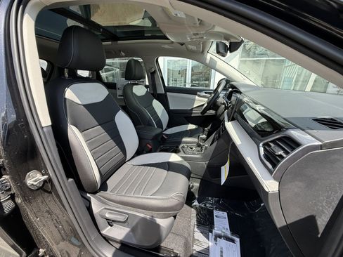 New 2026 Volkswagen Taos SEL AWD/4WD image 19