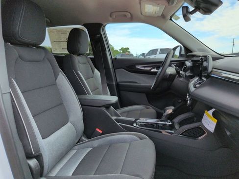 New 2026 Chevrolet TrailBlazer LT w/ Convenience Package FWD image 28