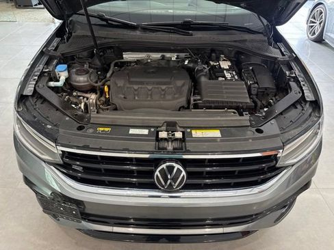 Used 2024 Volkswagen Tiguan SE R-Line AWD/4WD image 58