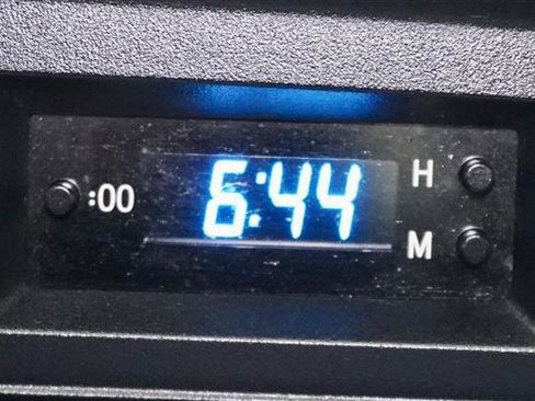 Used 2017 Toyota Corolla SE w/ Body Protection Package image 16