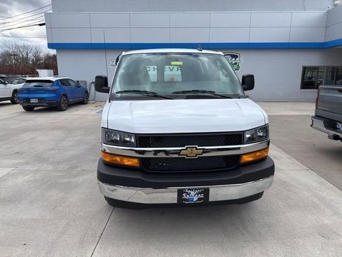 New 2025 Chevrolet Express 2500 w/ Driver Convenience Package image 6