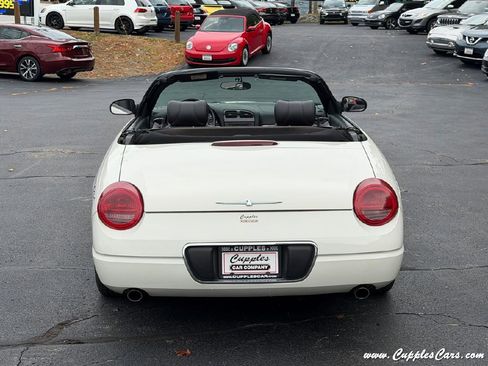 Used 2002 Ford Thunderbird image 36