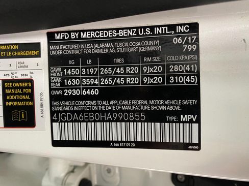 Used 2017 Mercedes-Benz GLE 43 AMG 4MATIC image 34
