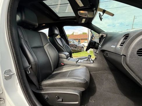 Used 2020 Dodge Charger SXT w/ Leather Interior Group RWD image 12