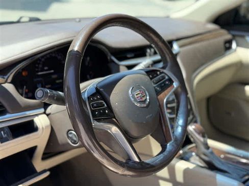 Used 2013 Cadillac XTS Luxury w/ Driver Awareness Package FWD image 6