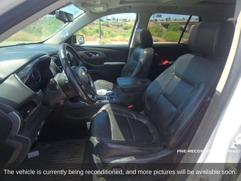 Used 2020 Chevrolet Traverse Premier w/ Redline Edition FWD image 11