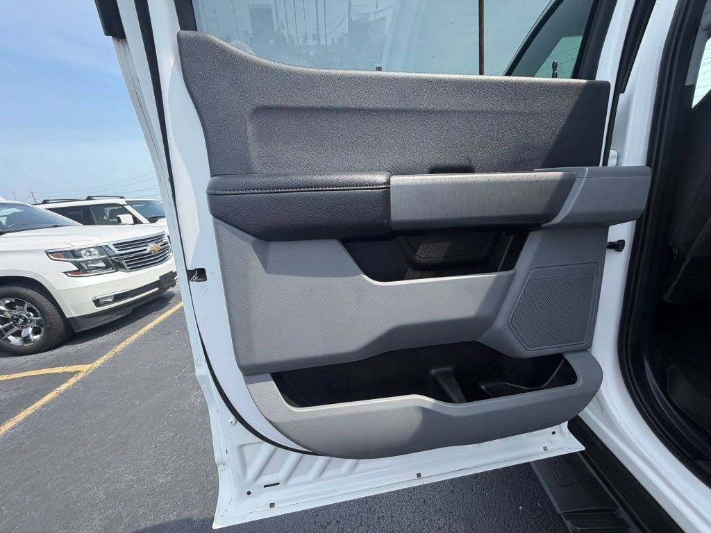 Used 2023 Ford F250 XL w/ STX Appearance Package AWD/4WD image 8